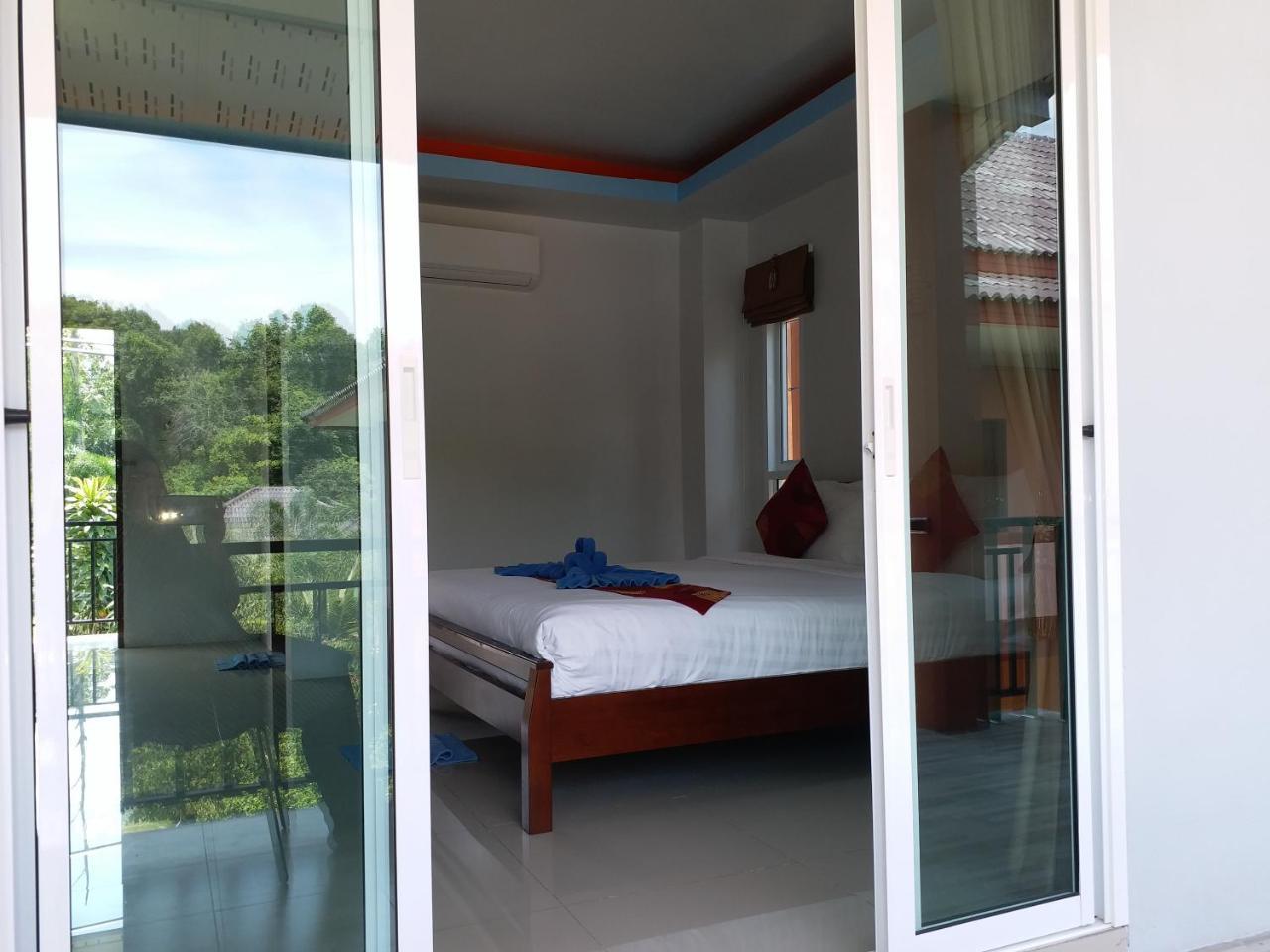 Tamarind Lanta Resort Ko Lanta Exterior foto